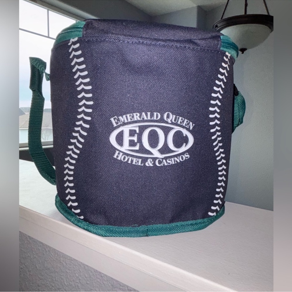 Seattle Mariners Cooler! - Picture 6 of 15